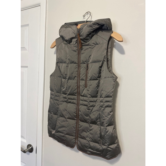 Eddie Bauer Jackets & Blazers - Women’s Eddie Bauer Silver Down Feather Puffer Vest Size XS